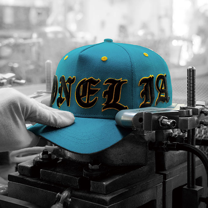 Processing technology of 5 panel cap