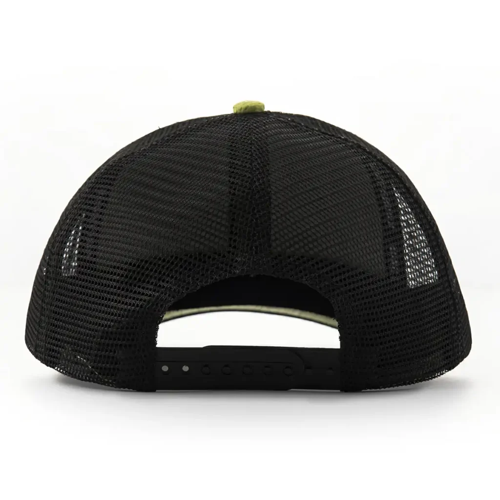 Aung Crown 6-panel trucker hat trendy with a black plastic snap and a black mesh crown SFG-210428-5