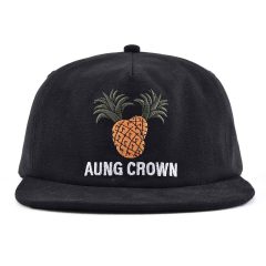 Aung-Crown-all-black-strapback-hat-with-a-flat-embroidery-logo-KN2103013