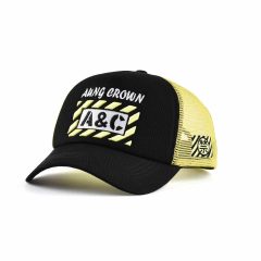 Aung-Crown-casual-6-panel-black-and-yellow-trucker-hat-KN2012091