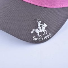 Aung-Crown-custome-embroidery-trucker-hat-with-a-curved-brim-with-a-flat-embroidery-logo-on-KN2012103