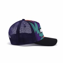 Aung-Crown-fashion-printing-trucker-hat-with-a-curved-brim-KN2103191