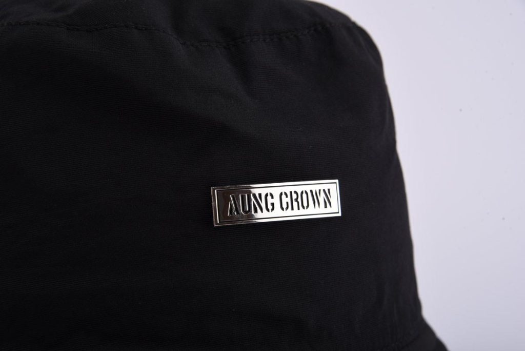 Aung Crown metal bucket hat with a metal patch on the front SFA-210330-2