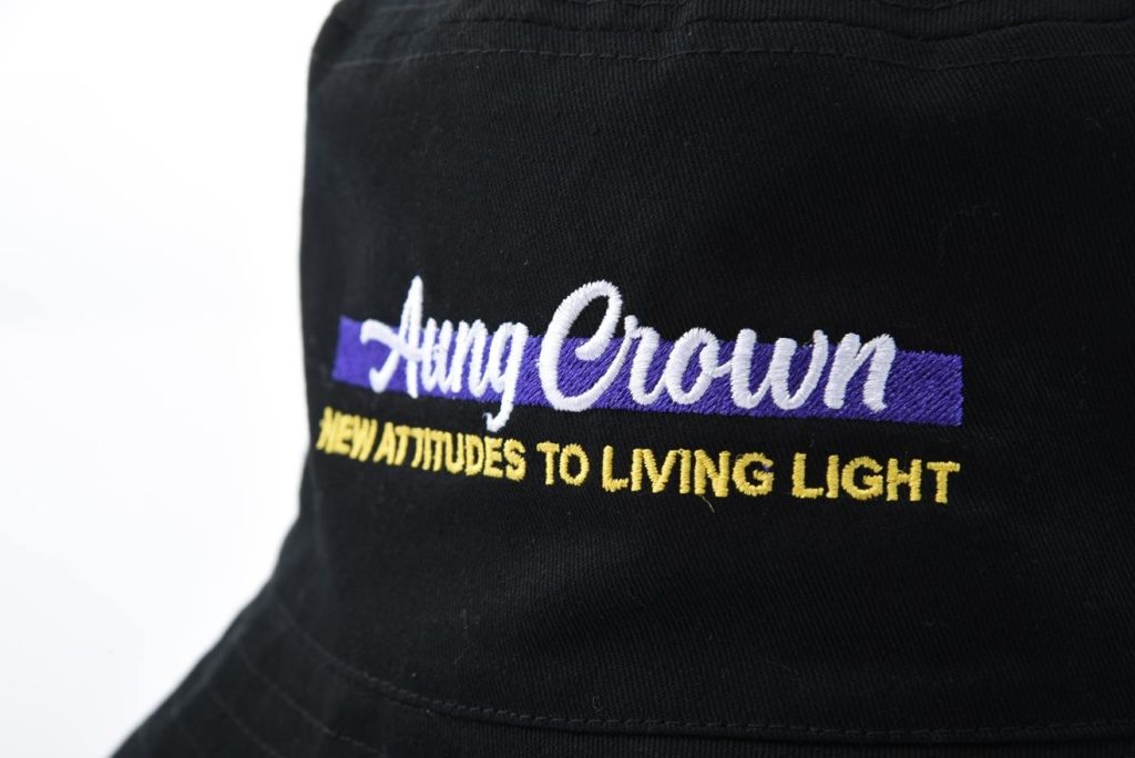 Aung Crown reversible black bucket hat with flat embroidery letters on the front KN2102061