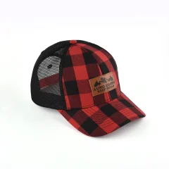 Aung-Crown-unisex-plaid-red-and-black-trucker-hat-with-a-curved-brim-KN2012072