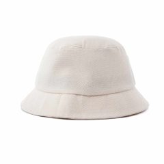 Streeter-beige-korean-bucket-hat-at-the-backside-KN2102032