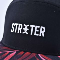 Streeter-casual-6-panel-black-and-red-trucker-hat-with-a-rubber-patch-on-the-front-KN20112701
