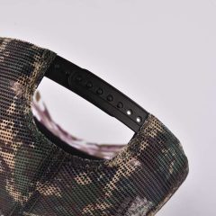 Streeter-unisex-fashion-camo-trucker-hat-with-a-black-plastic-snap-closure-at-the-back-KN2012301-2