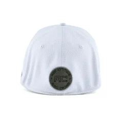 the-back-side-of-the-fitted-white-baseball-cap-KN2012122