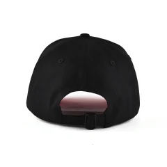 the-black-side-of-the-red-and-black-baseball-cap-KN20112505-1