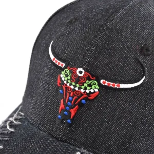 the flat embroidery cow head on the front of the mens fashion baseball cap KN2012212