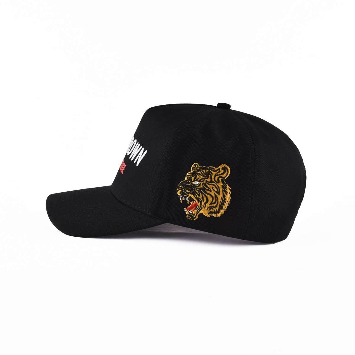 the-flat-embroidery-tiger-head-on-the-side-of-the-mens-black-baseball-cap-KN2012151