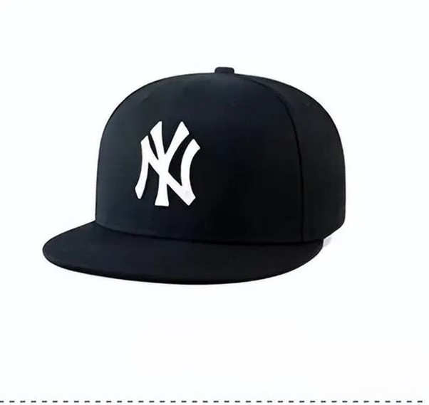 Flat-brimmed baseball caps