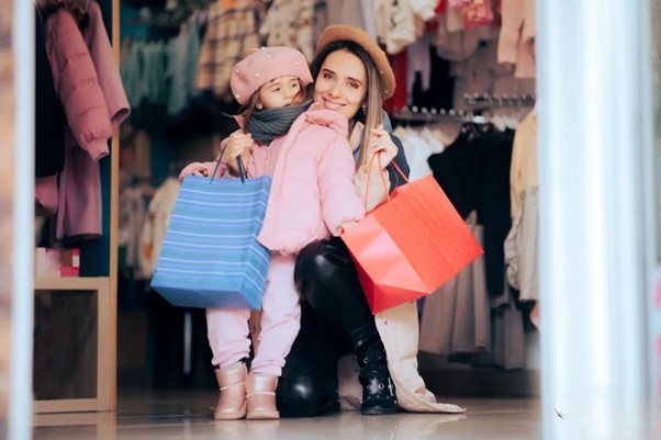 When should parents wear a hat for their baby